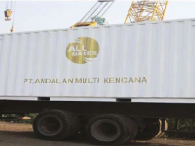 Pengangkutan container pesanan pelanggan